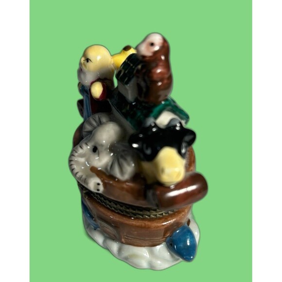 Noah's Ark ceramic hinged Trinket Box - Picture 6 of 6